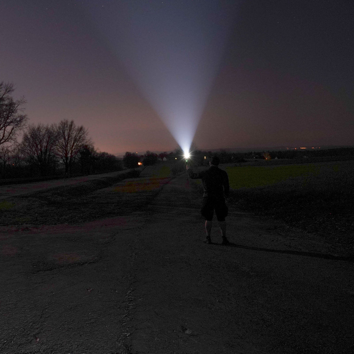 Kodiak® Kong 18,000 Lumen Rechargeable Tactical Flashlight - LitezAll - Tactical Flashlights - 8