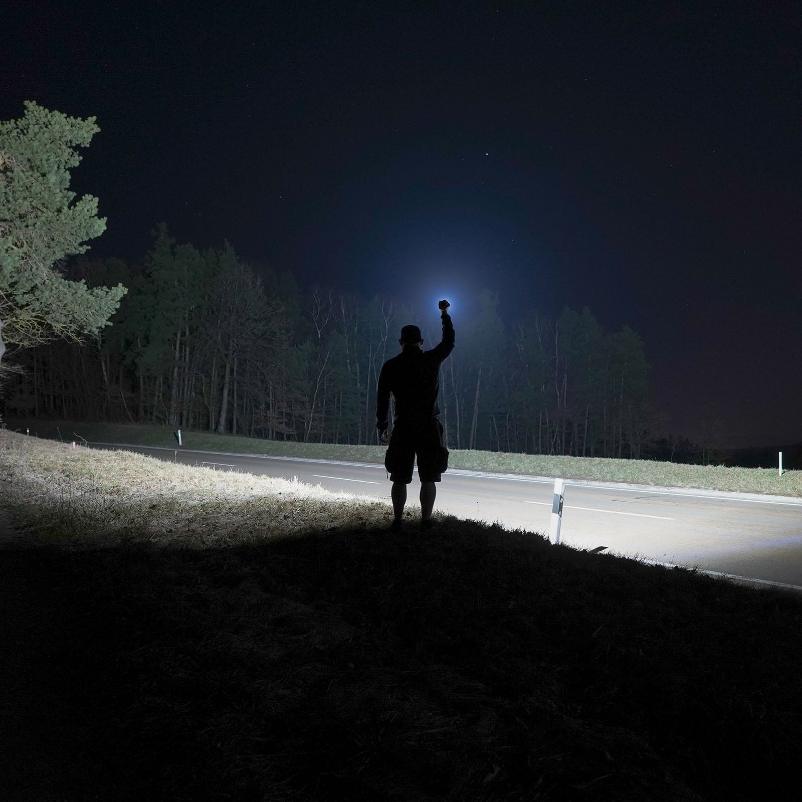 Kodiak® Kong 18,000 Lumen Rechargeable Tactical Flashlight - LitezAll - Tactical Flashlights - 5