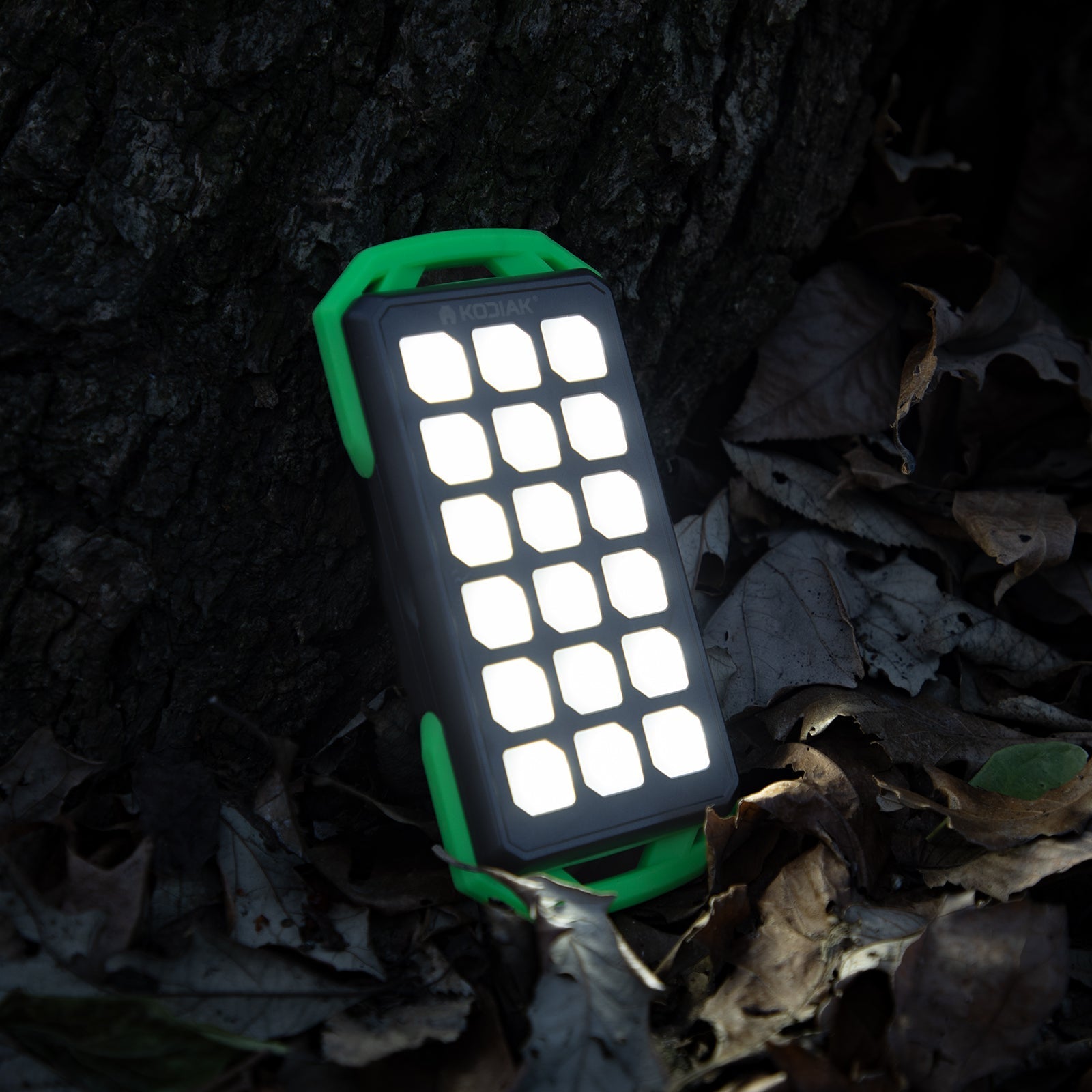 Kodiak® Klutch® 10000 mAh Power Bank with USB or Solar Charging and 1100 Lumen Work Light