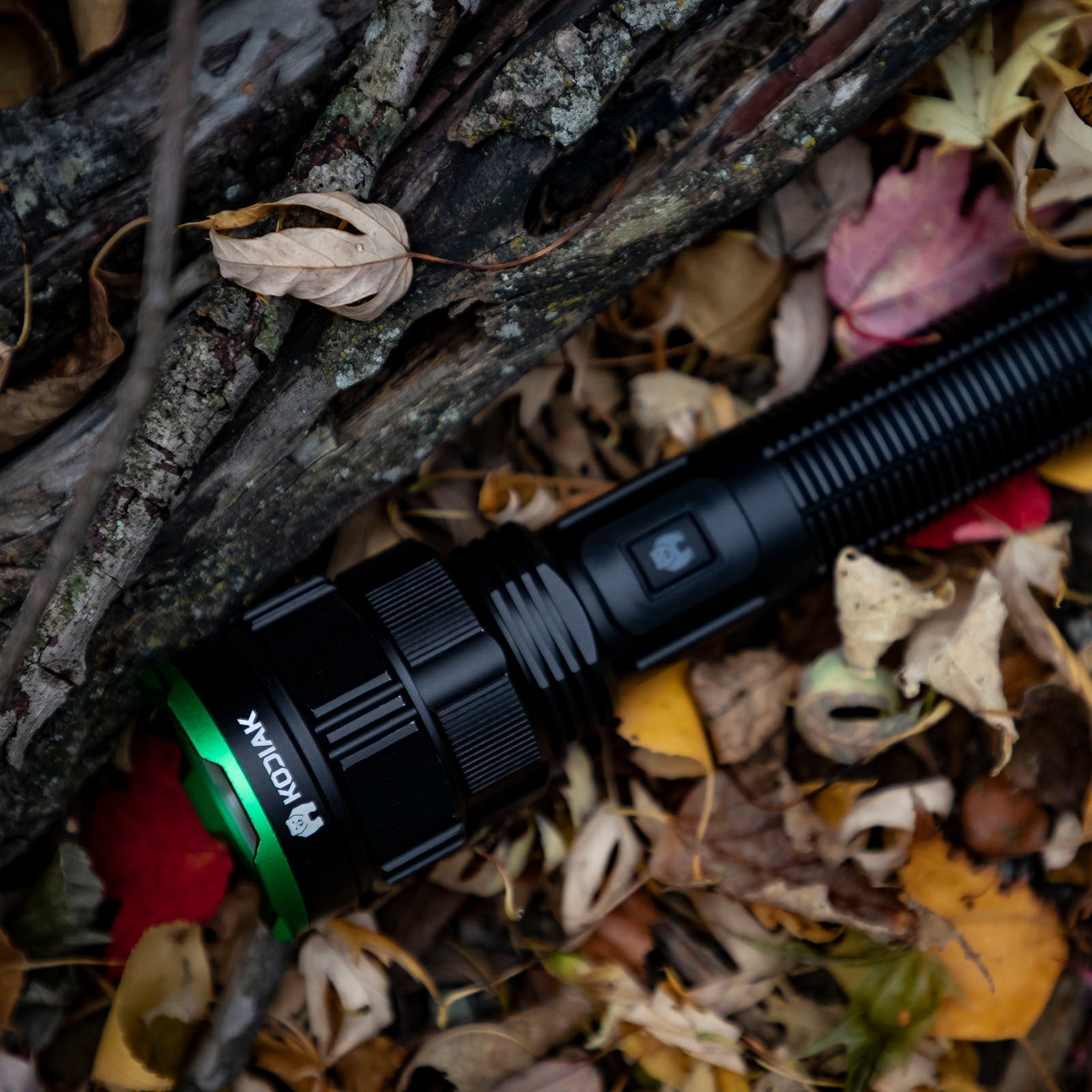 Kodiak® 1,000 Lumen Long Range 1.5km Rechargeable Tactical Torch
