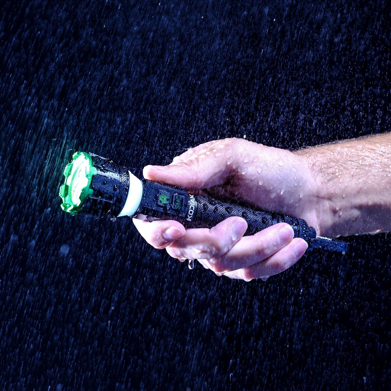 Kodiak® 1,000 Lumen Kavern Smart Focus Rechargeable Torch Lantern