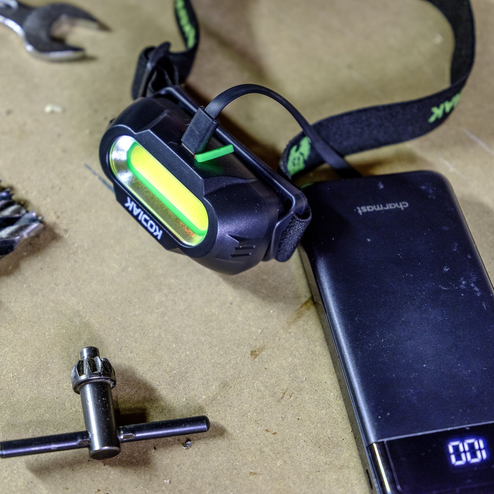 Kodiak® Knight Rechargeable 560 Lumen 5 Mode Headlamp
