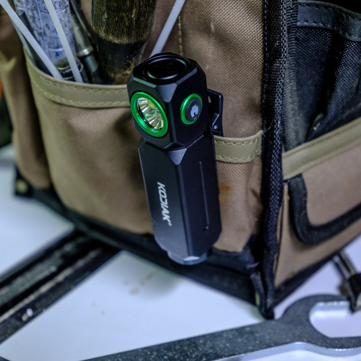 Kodiak® Konvert 1.5K RGW Headlamp