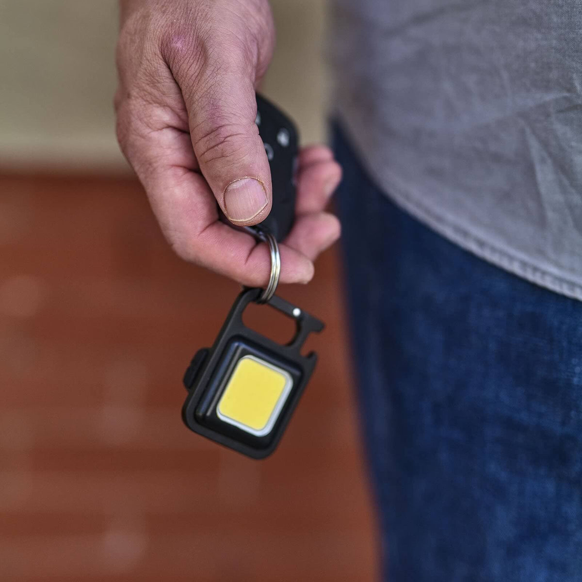 Kodiak® KOMPANION® 500 Lumen Rechargeable Aluminum Work Light