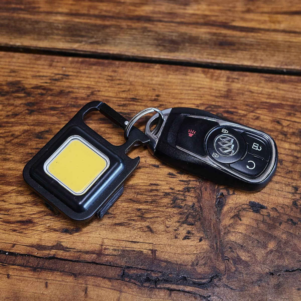 Kodiak® KOMPANION® 500 Lumen Rechargeable Aluminum Work Light