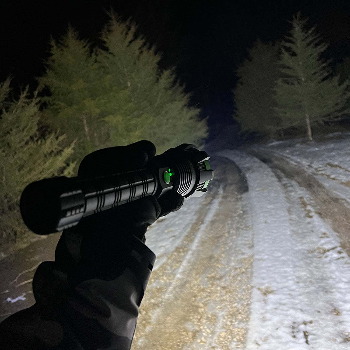Kodiak® Kolossus 15000 Lumen Rechargeable Tactical Flashlight